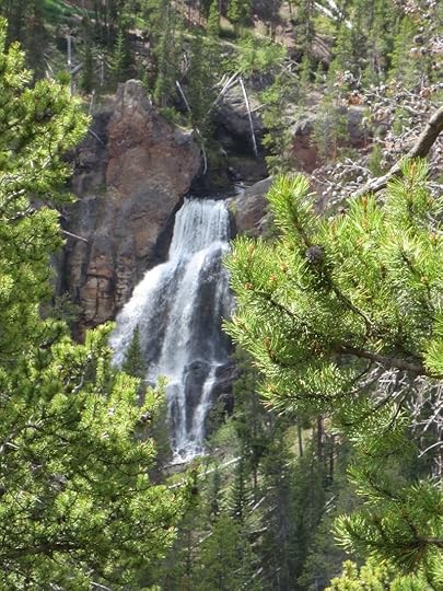 Crystal Falls Yellowstone