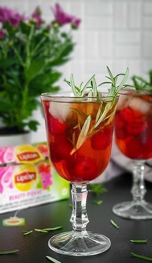merilin-taimre-paljas-porgand-blogi-lipton-jää-tee-retsept-tervislik-maitsev-suvi-joogid
