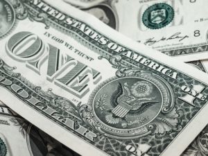 source of knee replacement forum money