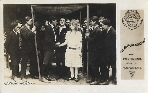 Ila Loth and Ernö Verebes in Az ötödik osztály (1920)
