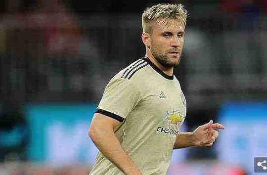 卢克肖等待新赛季