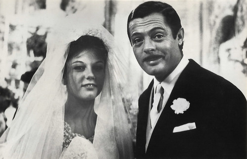 Stefania Sandrelli and Marcello Mastroianni in Divorzio all'italiana (1961)