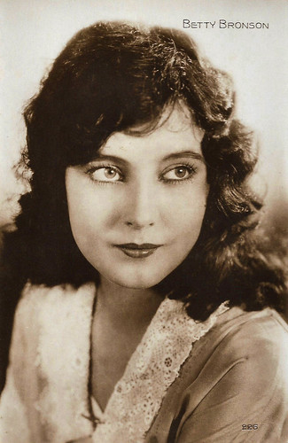 Betty Bronson