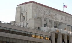 The Los Angeles Times building in downtown Los Angeles, California (Jengod/CC BY-SA 3.0)
