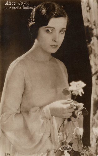 Alice Joyce in Stella Dallas (1925)