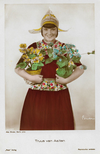 Truus van Aalten