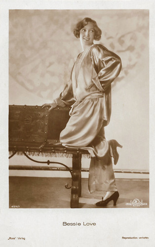 Bessie Love