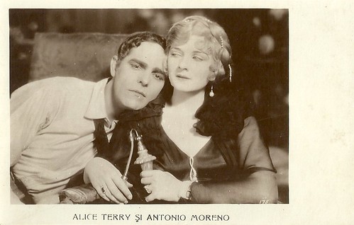Antonio Moreno and Alice Terry in Mare Nostrum