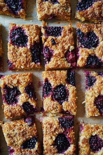blackberry traybake