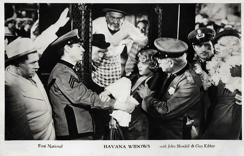 Joan Blondell, Guy Kibbee and Glenda Farrell in Havana Widows (1933)