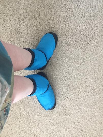 Check out first position in the Bloch booties, y’all. :)