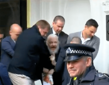 Edward Snowden Leads Chorus Condemning Assange's Arrest
