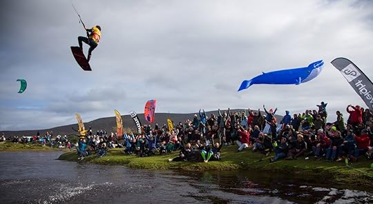 Jumping over people on Battle Island