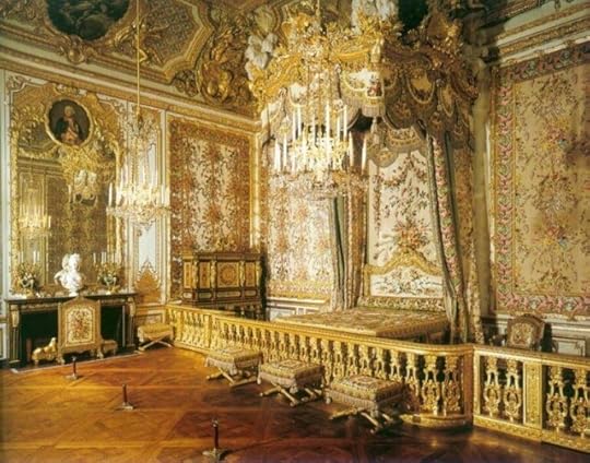 marie-antoinette-chambers-at-versaille-768x603