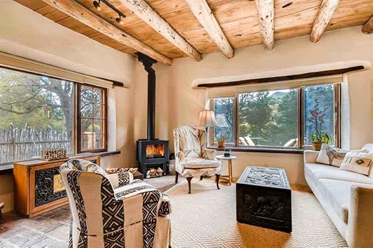 Lori Robinsons mud home in Santa Fe