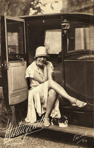 Mistinguett
