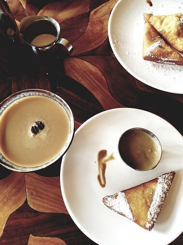 Coffee martini and beigneeeeets.