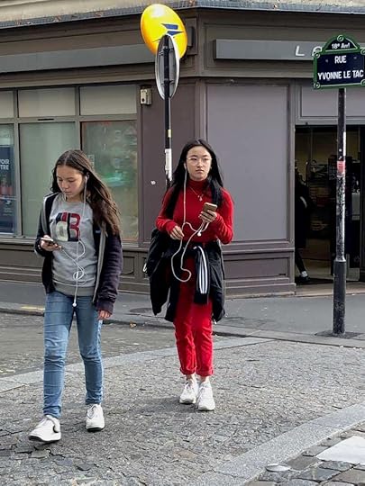 school-girls-montmartre