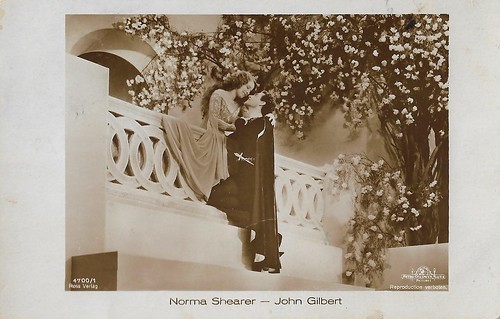 Norma Shearer and John Gilbert in The Hollywood Revue of 1929