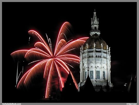 First Night Hartford 2016 Fireworks over the Connecticut State Capitol