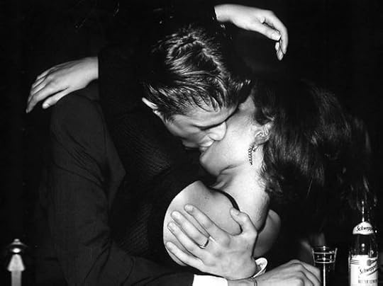 #ValentinesDay #kiss #gift #cherry #red #pop #love #valentine #lust #beautiful #redlip #lip #couple Berlin Kiss