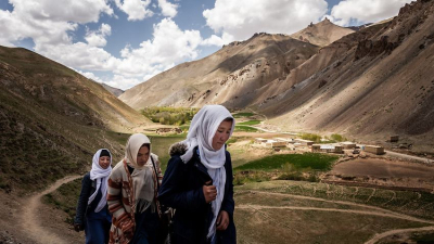 Afganistan Studenst Rustam School Jim Huylebroek NYT