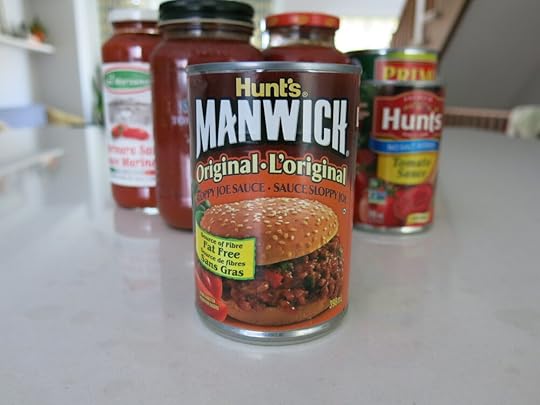 Ingredients: Tomato puree (water, tomato paste), water, white vinegar, sugar/glucose-fructose, corn syrup, salt, carrot powder, spices, dehydrated pepper, red pepper flakes, guar gum, xanthan gum, maltodextrin, dehydrated garlic, citric acid, flavour, spice extract