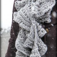 How to Knit a Ruffled Lace Scarf from MomAdvice.com