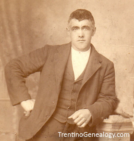 1910 - Luigi Parisi of Duvredo, Bleggio, Trentino