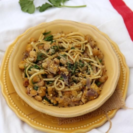 Creamy Caramelized Onion and Chickpea Pasta (Instant Pot)