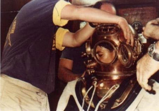 Old School Deep Sea Diving Equipment