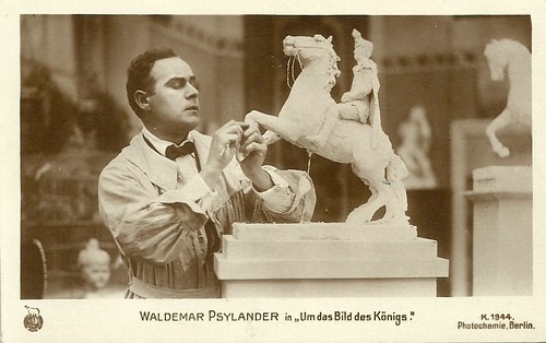 Valdemar Psilander in Um das Bild des Königs (1919)