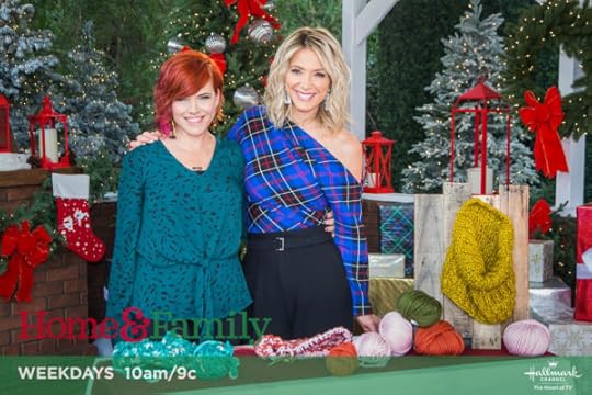 Go-To Chunky Cowl on Home & Family