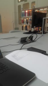 Enchufes de la biblioteca del banco de españa. 