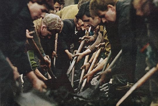 Villagers digging at Aberfan.