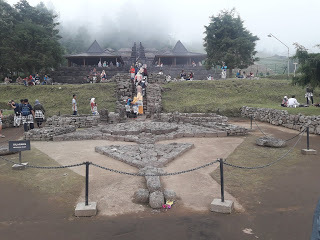  Candi Cetho, Cagar Budaya Indonesia Penuh Pesona