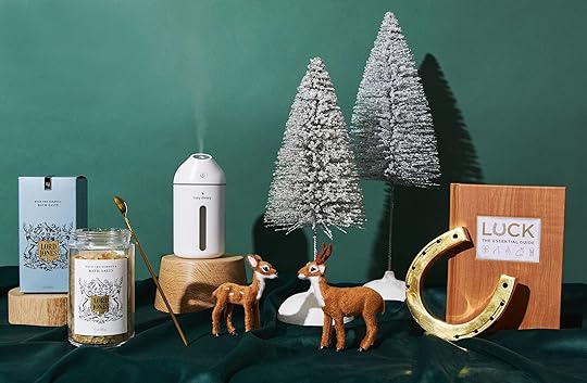 Gift Guides Lores 2