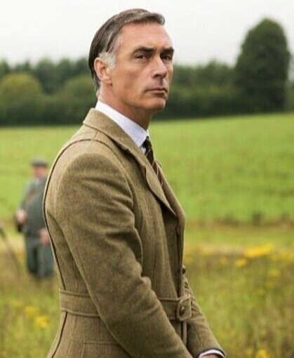 Lord Mountbatten in The Crown Season 1 ?, portrayed by Greg Wise