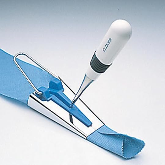 Learn how to make bias binding with Clover's Bias Tape Maker and bias tape making tips by Nancy Zieman Productions