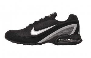 epic-holiday-gift-guide-nikki-sharp-mens-shoes