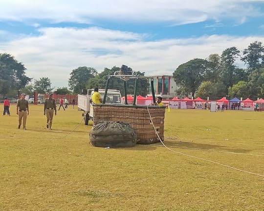 Dehradun, doon, ghantaghar, clock tower, paltan bazaar, tibetan market, india, hill station, astley hall, race course, police line, stadium, ground, bun tikki, hot air balloon, parachute,festival, Shiv Sangal , parts of a hot air balloon