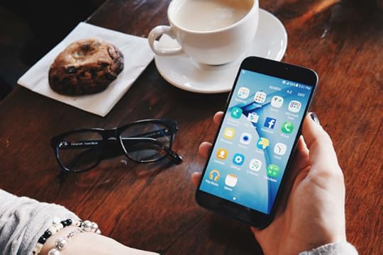 8 Do's and Don'ts for Interacting with High Schoolers on Social Media| Orange Leaders Blog