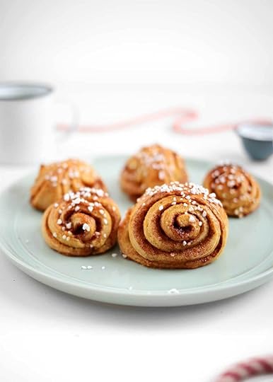how to make Overnight Orange Cardamom Rolls from the faux martha