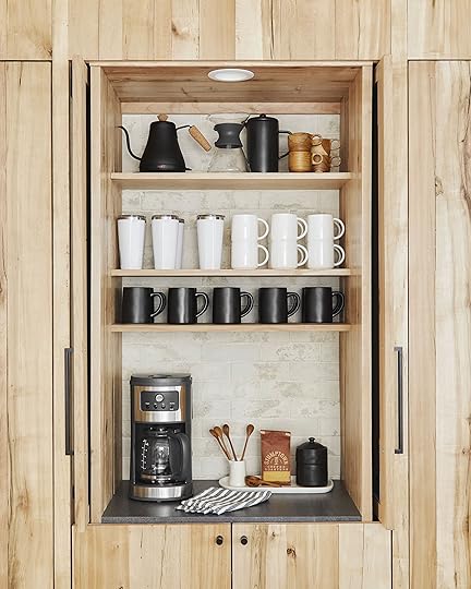 Emily Henderson 2020 kitchen trends tumbled tile 3