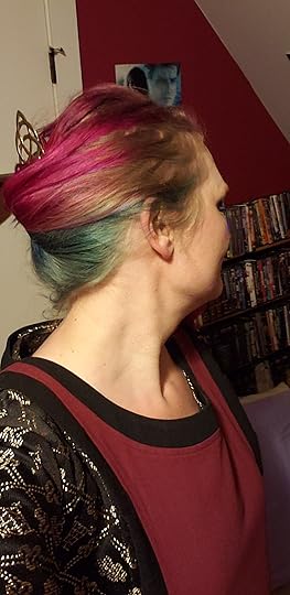 It did clash a little with the dress I wore for our Christmas Eve medieval feast at Camlann Medieval Village . Which was amazing, by the way. If you ever get a chance to go to one of their feasts, DO IT! (Thanks to my sister for supplying the dress.)