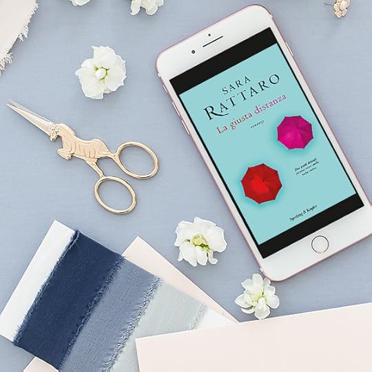 La giusta distanza (Kindle Edition)<br />by Sara Rattaro