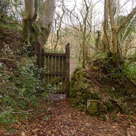 pockets full of faery gold that has turned into leaves. And sorrow. And poems.