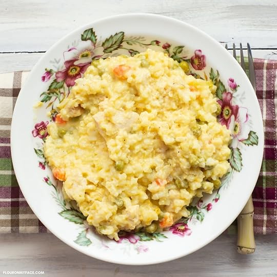 featured image a bowl of Crock Pot Creamy Chicken and Rice recipe