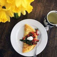 omelet for breakfast with daffodils
