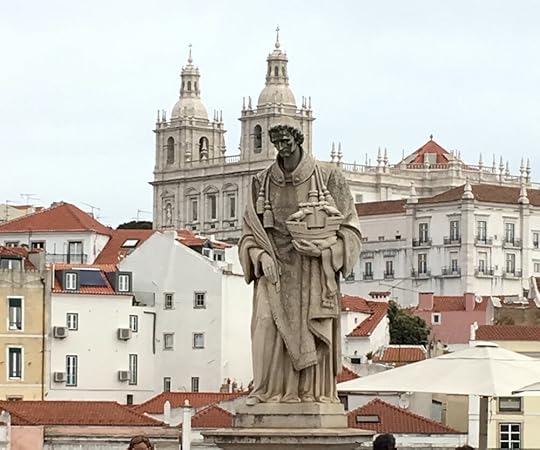 Sailor's statue